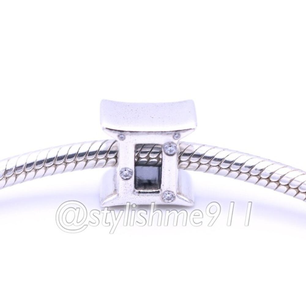 Authentic PANDORA Sparkling Gemini Zodiac Sign Charm - 798428C01